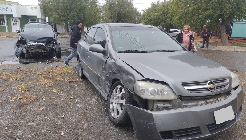 noticiaspuertosantacruz.com.ar - Imagen extraida de: https://www.tiemposur.com.ar/policiales/una-mujer-termino-en-el-hospital-tras-colision