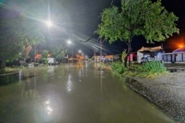 Intensas lluvias en Río Gallegos: Cuáles calles están cortadas e intransitables