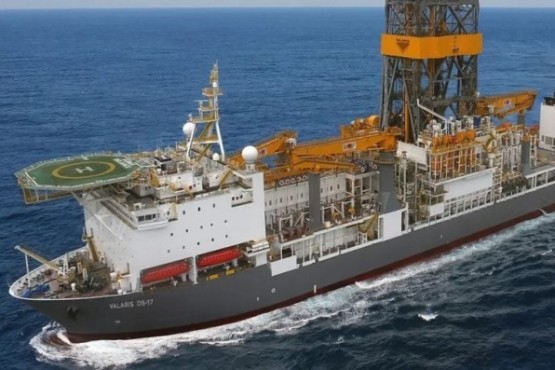 Llegó a Mar del Plata el buque que hará el primer pozo de la exploración petrolera