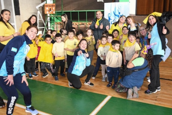 Encuentro recreativo: los jardines conmemoraron el Día de la Actividad Física