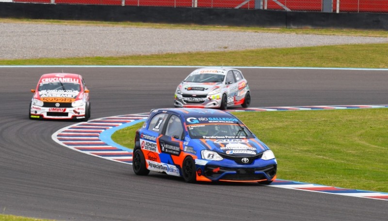 El riogalleguense corrió a buen ritmo toda la serie. (Foto: APAT)