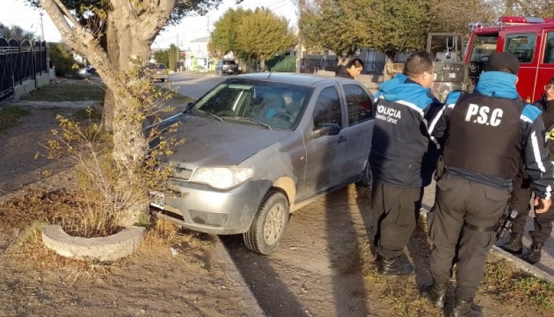 Colisión sin heridos, dejó daños materiales