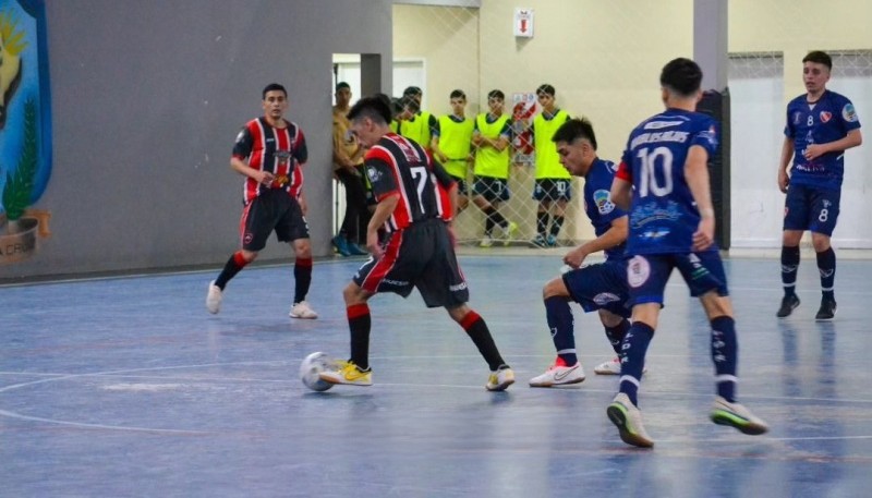 El Alacrán fue superior y dejó afuera temprano en la definición a Diablos Rojos. (Foto: Modo Futsal)