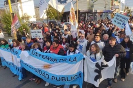 Las universidades públicas podrían volver a parar el 23 de mayo