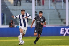 Talleres le ganó a Atlético Tucumán y es líder junto a River