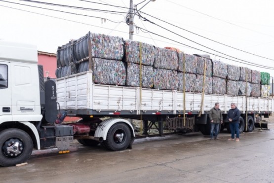 Municipio de Río Grande exportó 32.000 kg. de envases PET al continente