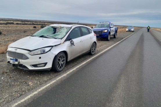 Un hombre hospitalizado tras colisionar contra un guanaco 