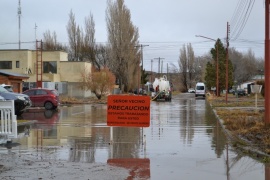 Temporal de lluvia en Perito Moreno: Suspensión de clases y asueto municipal