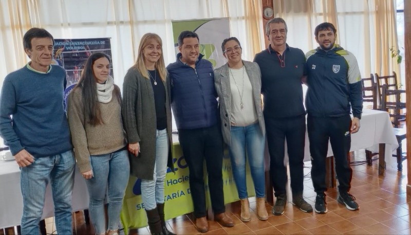 El único ausente, con aviso, fue el presidente de la Federación de Tierra del Fuego. 