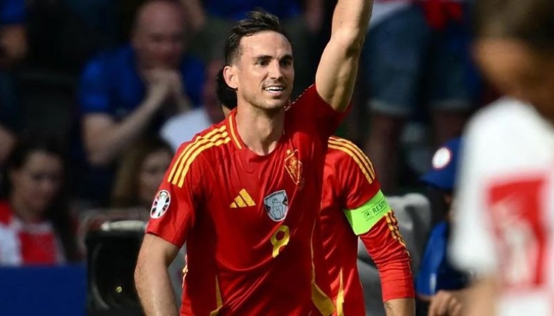 Ruiz, goleador y figura. (Foto: AFP)