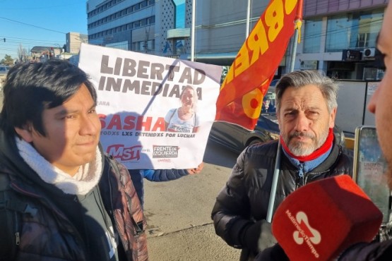 Protesta del Frente de Izquierda por la liberación de los detenidos en el Congreso