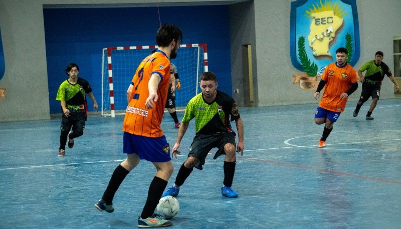 La segunda división se puso buena. (Foto: Modo Futsal)