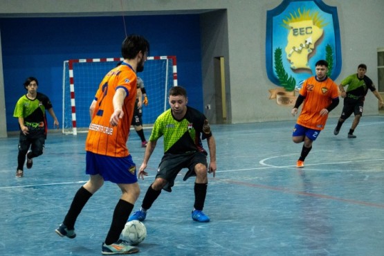 La segunda división se puso buena. (Foto: Modo Futsal)