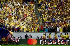 Colombia le ganó 2-1 a Paraguay, con un show de James Rodríguez