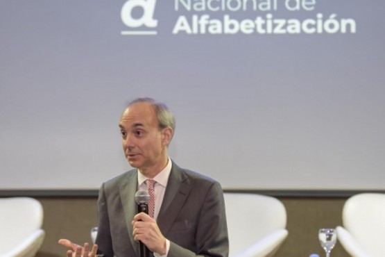 Secretario de Educación, Carlos Torrendell.