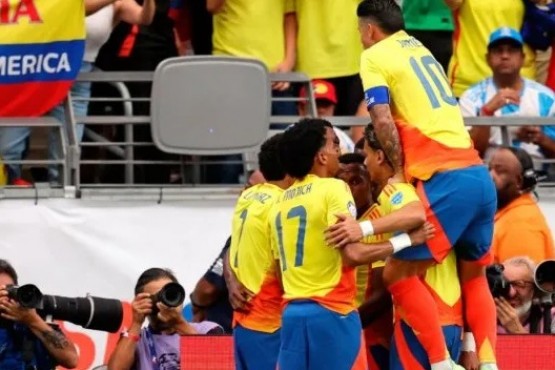 Colombia aplastó 5-0 a Panamá y es semifinalista