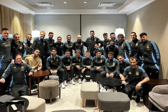 La Selección Argentina Sub-23 partió hacia París para disputar los Juegos Olímpicos
