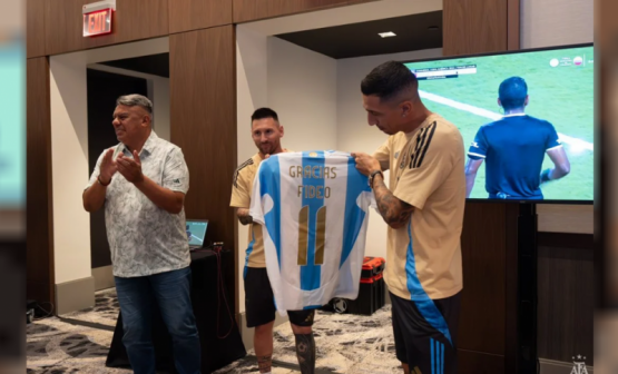 La Selección Argentina despidió a Ángel Di María con regalos y muchas emociones