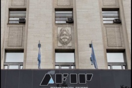 La AFIP reglamentó el blanqueo de capitales y se podrá regularizar sin límites ni penas