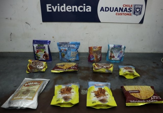 Aduanas incauta 49 kilos de droga en insólitos escondites