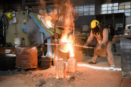 Industria pyme: volvió a caer fuerte en junio y acumuló un retroceso del 19,1% en el primer semestre del año