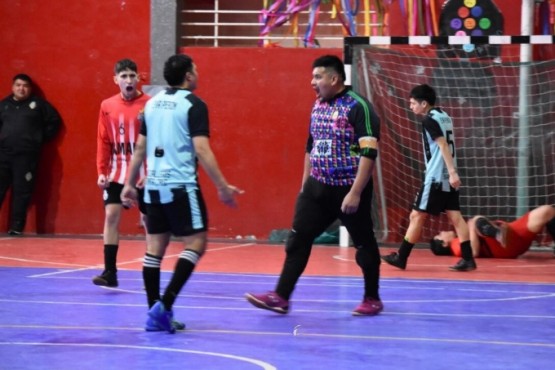 Eva Perón ganó en un verdadero partidazo. (Foto: Modo Futsal)