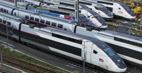 Tensión en Francia: trenes cancelados y denuncia de sabotaje previo