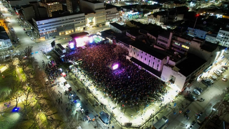 noticiaspuertosantacruz.com.ar - Imagen extraida de: https://www.tiemposur.com.ar/info-general/sipem-repleto-por-la-fiesta-provincial-del-frio