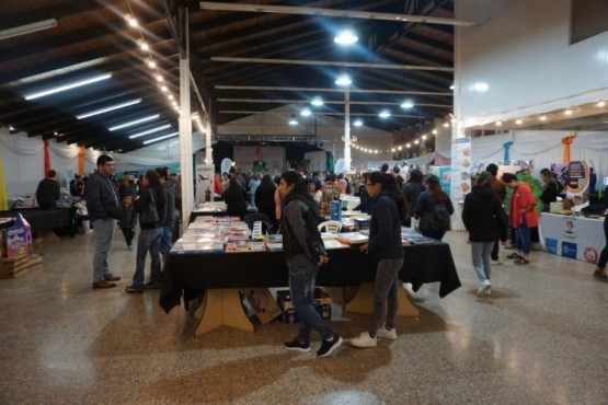 Todo listo para la XIII Feria del Libro de Río Turbio