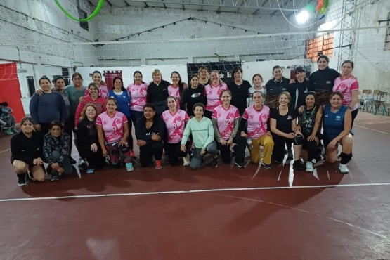 Ayer el equipo sanjulianense aprovechó para jugar un par de amistosos. (Foto: Cedefys)