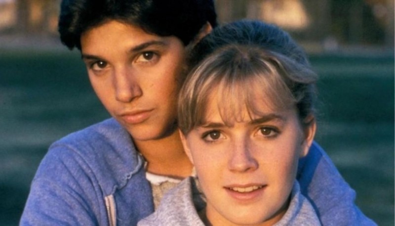 Ralph Macchio y Elisabeth Shue.