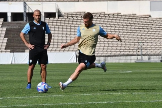 El entrenador mantendría a Lucas Beltrán en el once titular.