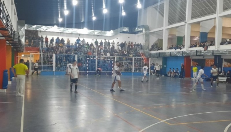 Los partidos de este sábado se van a jugar en gimnasio Narvarte. (Foto: AFuSa)