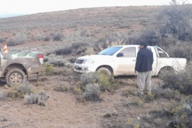 Operaciones rurales auxilia a personas varadas en la Ruta N°93