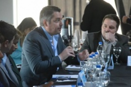 El intendente Martín Perez presentó “Los Municipios por Malvinas”