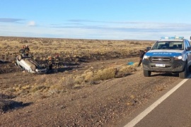 Sábado fatal: murió una santacruceña en un vuelco