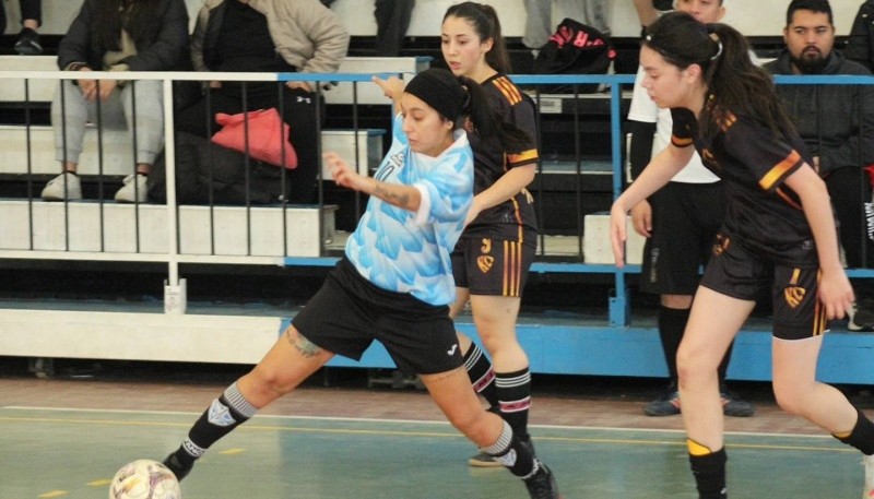 Las chicas del Celeste le ganaron a Cementista y empataron con Scout. (Foto: CDHA)