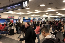 Aerolíneas Argentinas denunció a los gremios en Trabajo