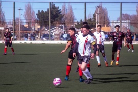 Escorpión FC ganó y lidera el Torneo Clasificatorio Provincial