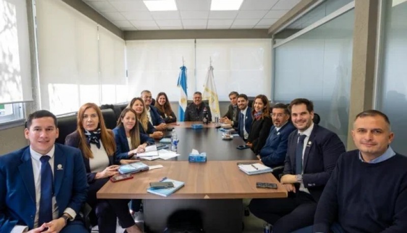 Reunión en la sede de AFA. Fotografía: Conmebol.