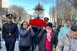 Acto de fé junto al Señor y la Virgen del Milagro