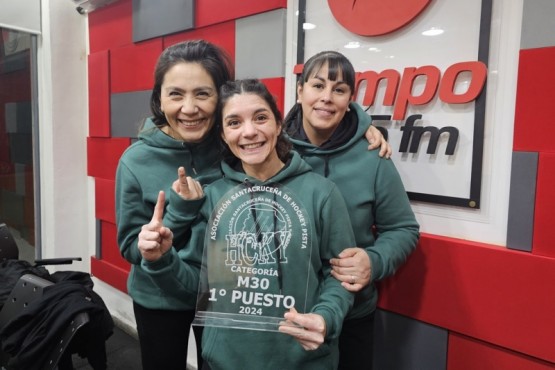 Mariela Mendoza Luz Rodriguez y Romina Lucero de Boxing Club + 30 hockey pista damas.