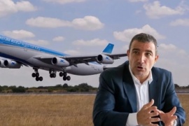 El Presidente de Aerolíneas Argentinas calificó como "paro salvaje y extorsivo" la medida de fuerza