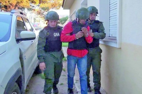 Gonzalo Fabián Coña, la mano derecha de Facundo Jones Huala, líder de un grupo violento que se arroga representar a comunidades mapuches, fue detenido este jueves en Santa Cruz, informó el Ministerio de Seguridad de la Nación.