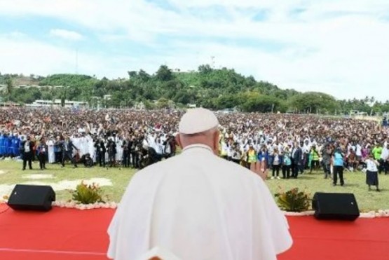 El Papa ya llegó a Timor Oriental: 