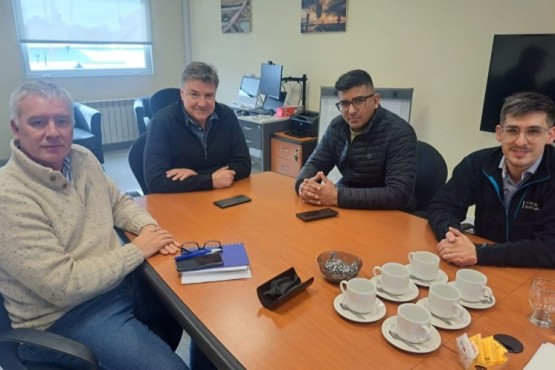 Reunión por el reinicio de obra Ruta caleta Rada Tilly 