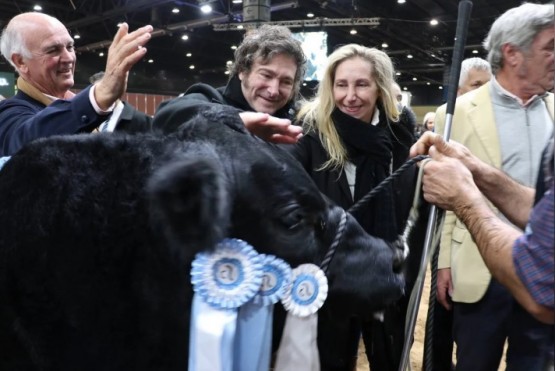 Javier Milei visitará La Rural tras el atentado a la sede