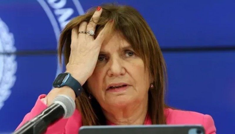 Patricia Bullrich citó al jefe de la Policía Federal