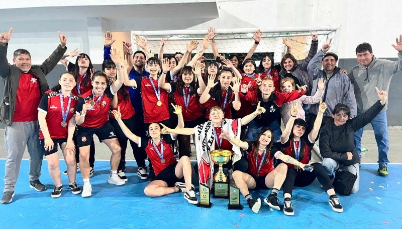 El equipo de Lina Suárez ganó todos los partidos que jugó en este certamen. 