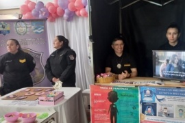 Policía participa del aniversario de San Julián